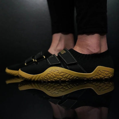"Notorious Lift": Breathable Air-Mesh Lifting Shoes